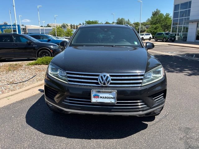 Used 2017 Volkswagen Touareg Wolfsburg Edition AWD/4WD image 2