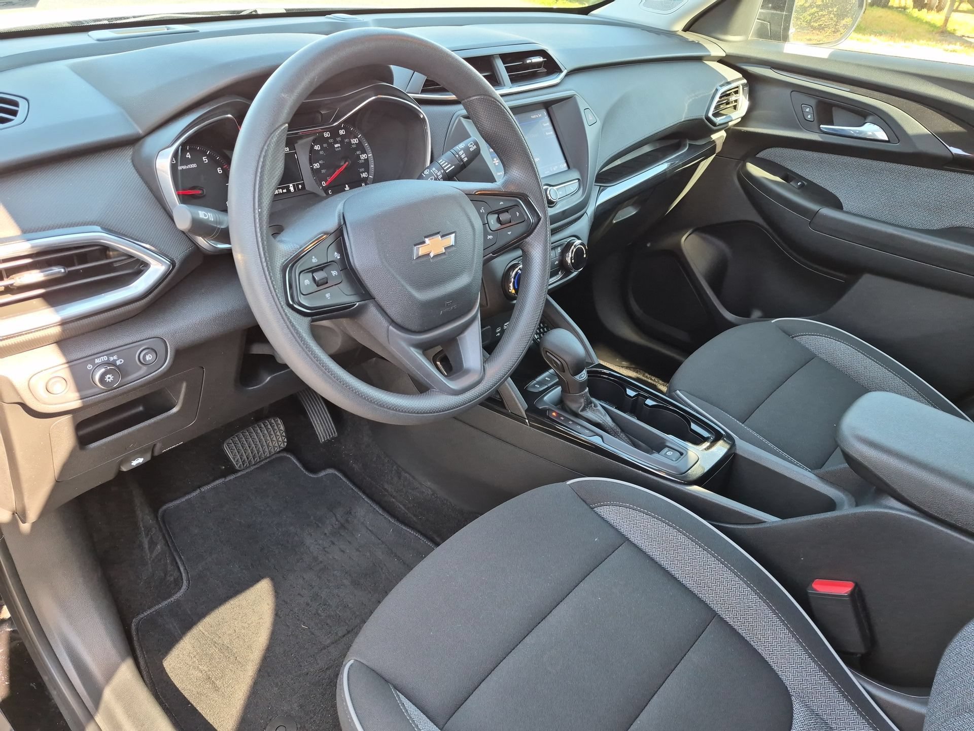 Certified 2023 Chevrolet TrailBlazer LT FWD image 19
