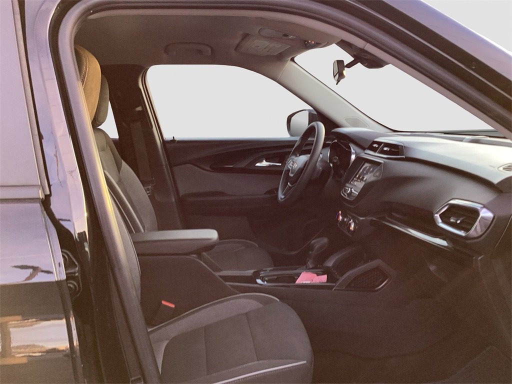 Used 2023 Chevrolet TrailBlazer LT image 18