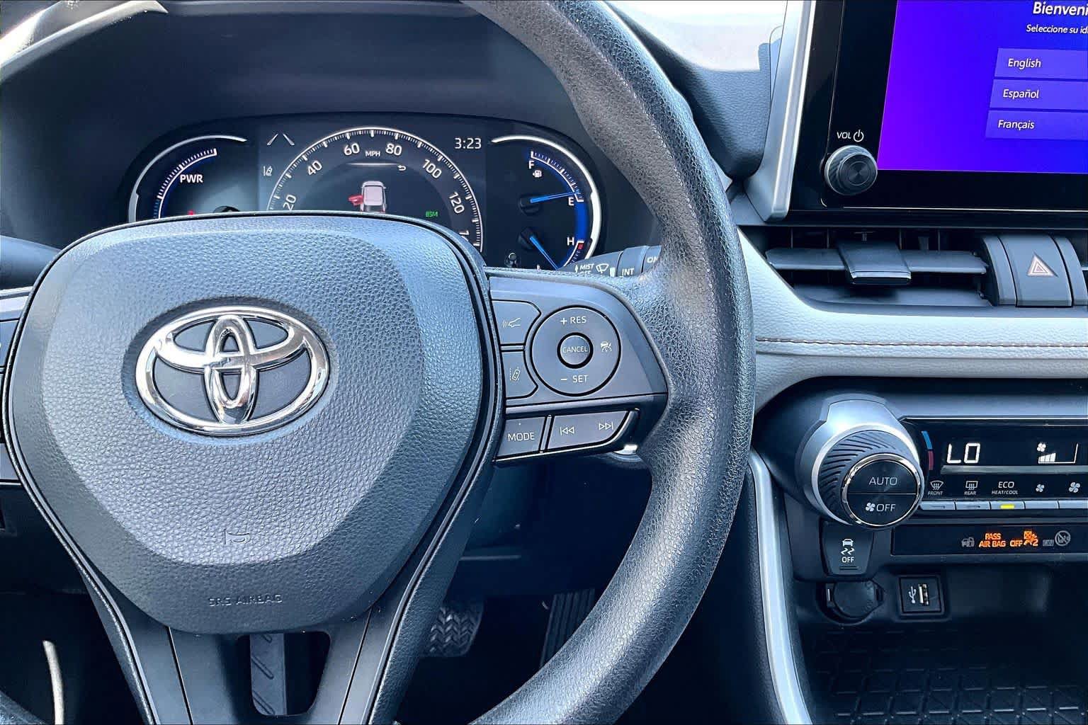 Certified 2024 Toyota RAV4 XLE AWD/4WD image 25