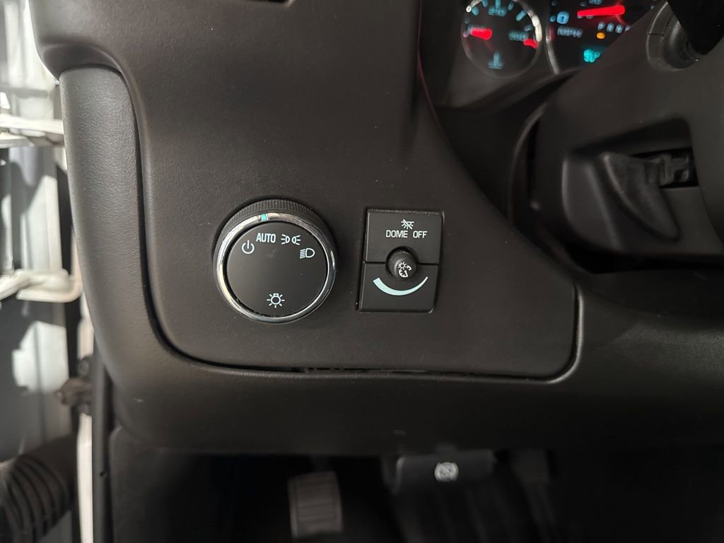 Used 2022 Chevrolet Express 3500 LS image 19