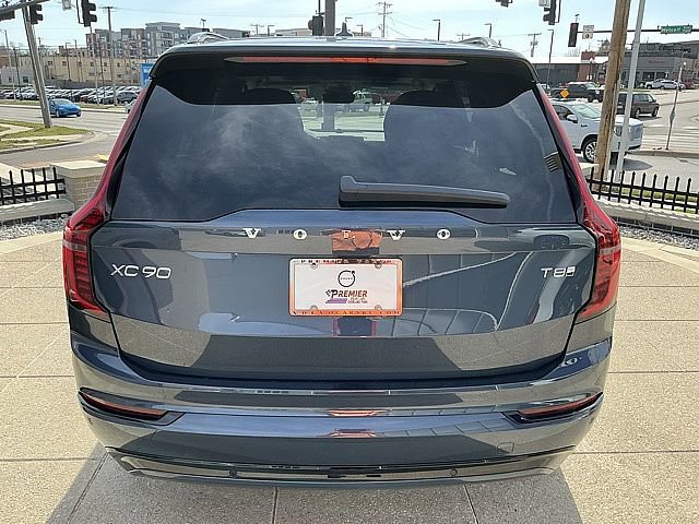 New 2026 Volvo XC90 T8 Ultra w/ Lounge Package image 9