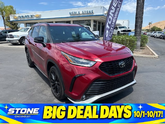Used 2023 Toyota Highlander XSE