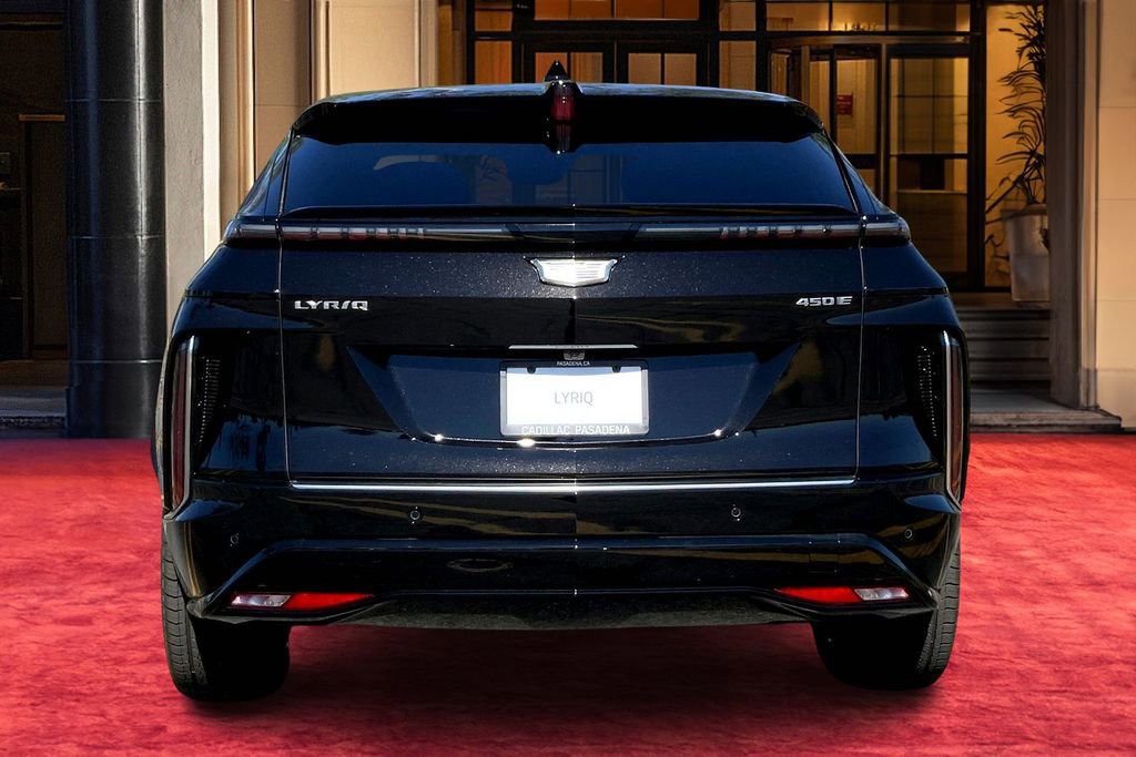 New 2026 Cadillac Lyriq Luxury image 5