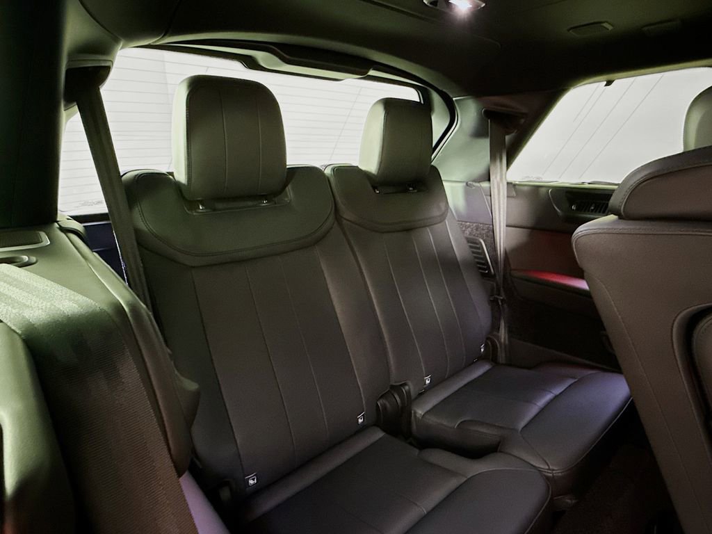 Certified 2025 Land Rover Range Rover Long Wheelbase Autobiography AWD/4WD image 29