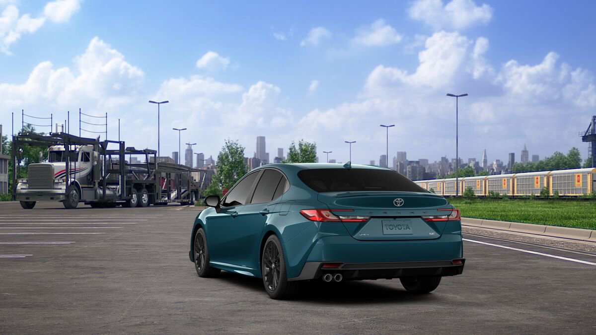 New 2026 Toyota Camry SE image 7