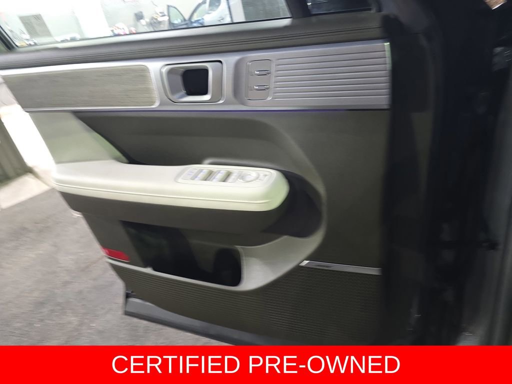 Used 2025 Hyundai Santa Fe Calligraphy FWD image 29