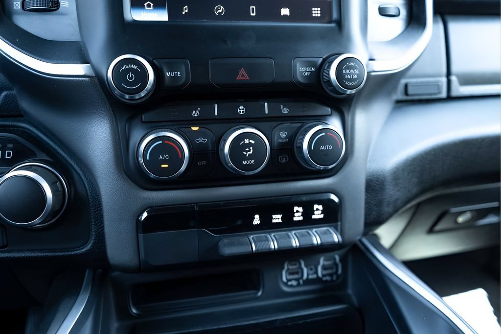 Used 2022 RAM 1500 Big Horn RWD image 19