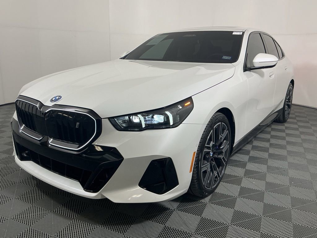 Certified 2025 BMW i5 xDrive40 w/ M Sport Package AWD/4WD image 2