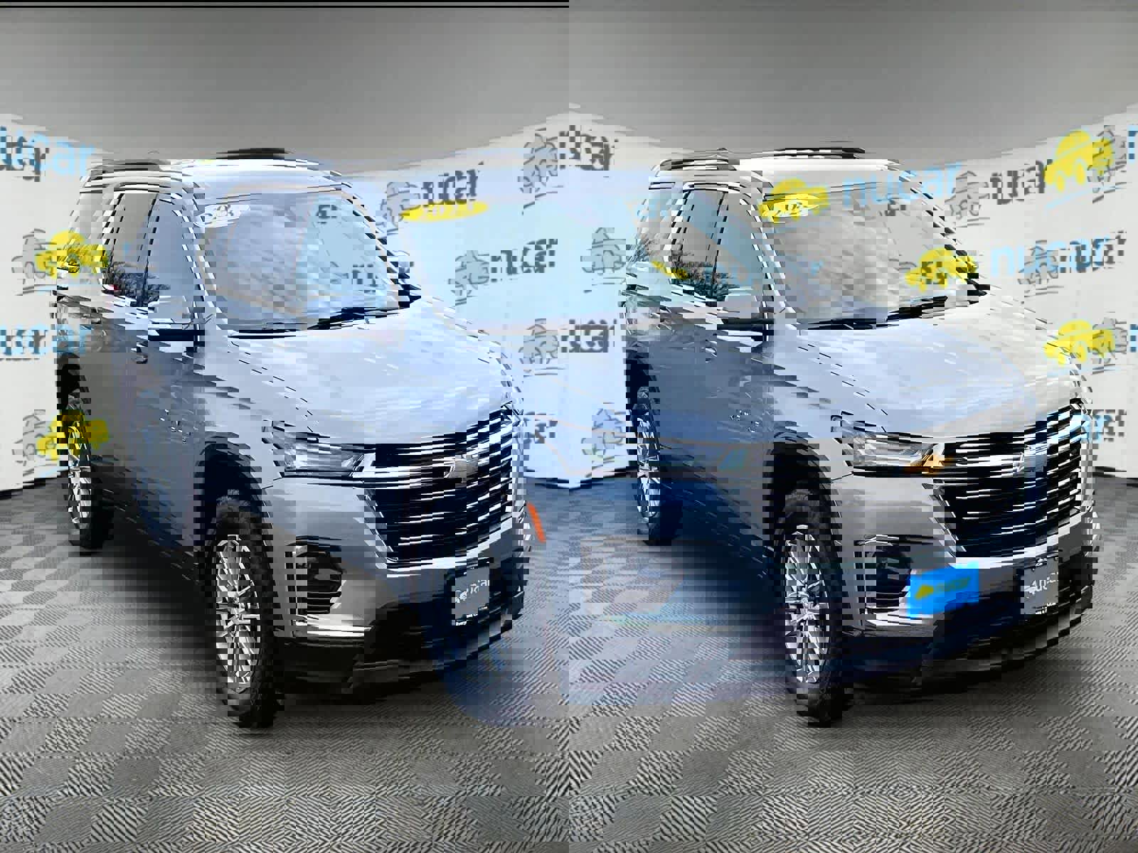 Used 2023 Chevrolet Traverse LT