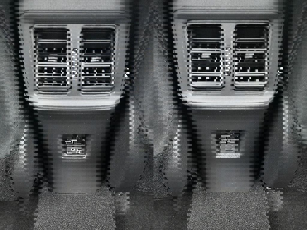 New 2025 Toyota RAV4 XLE w/ Convenience Package image 16