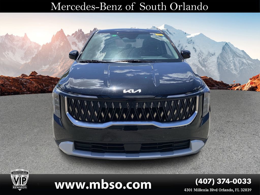 Used 2025 Kia Carnival FWD image 18