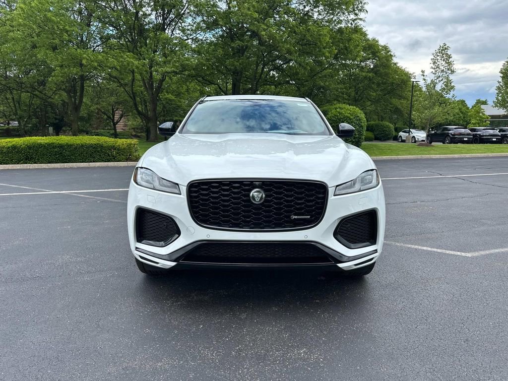 New 2025 Jaguar F-PACE R-Dynamic S image 2