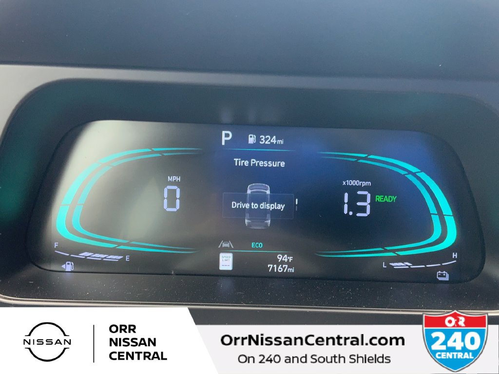 Used 2025 Hyundai Elantra Hybrid FWD image 21