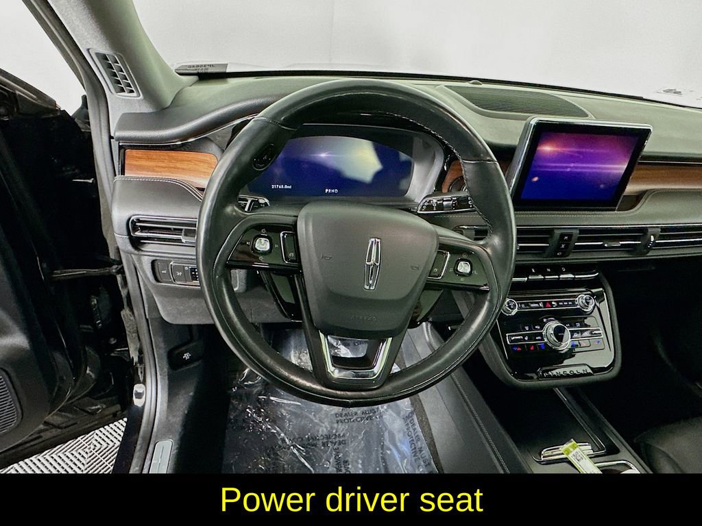 Used 2022 Lincoln Corsair Reserve w/ Elements Package image 16