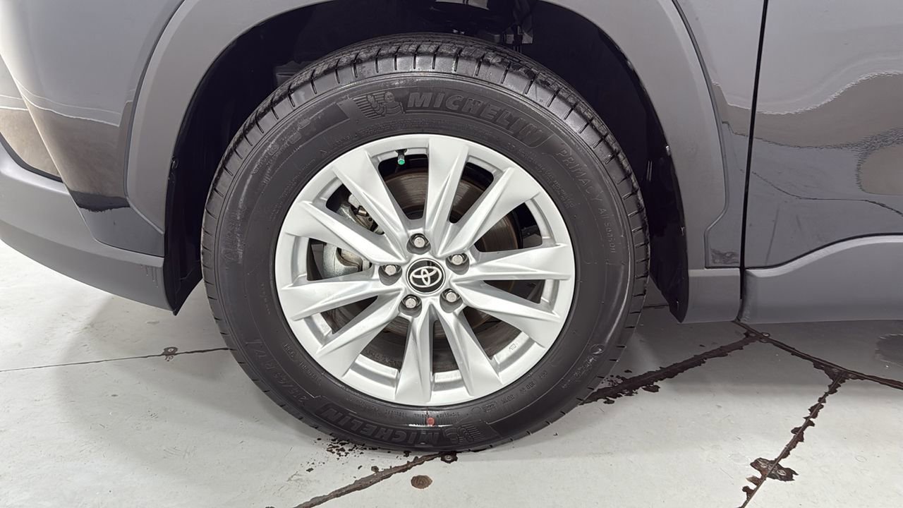 Certified 2026 Toyota Corolla Cross LE image 24