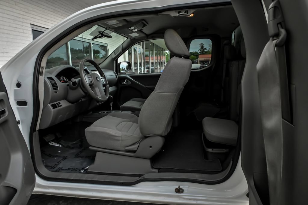 Used 2021 Nissan Frontier S RWD image 16