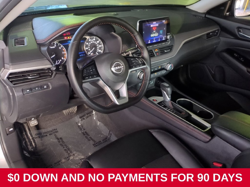 Used 2025 Nissan Altima 2.5 SR FWD image 14