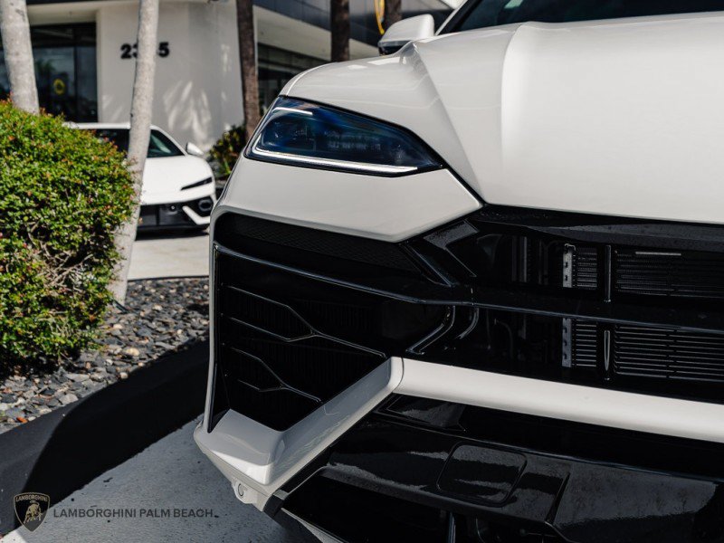 Used 2026 Lamborghini Urus SE AWD/4WD image 7