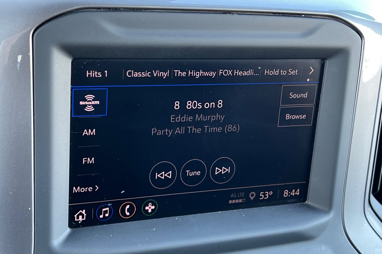 Used 2022 Chevrolet Silverado 1500 Custom image 14