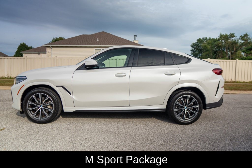 Used 2022 BMW X6 xDrive40i w/ M Sport Package AWD/4WD image 6