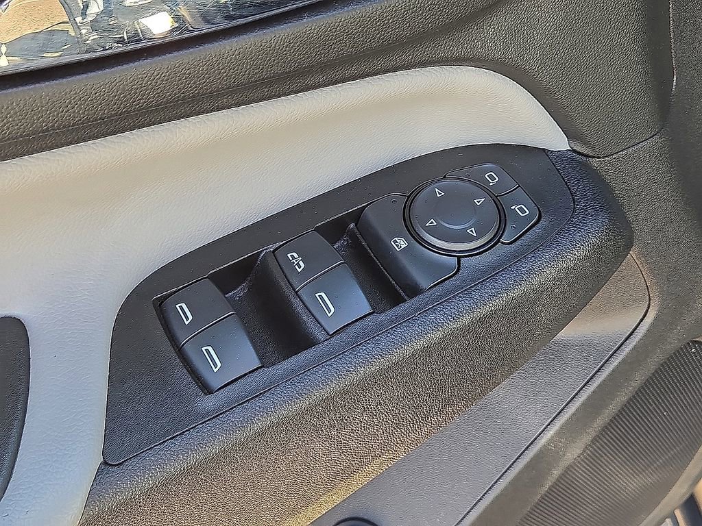 Used 2024 Chevrolet Equinox LT image 24