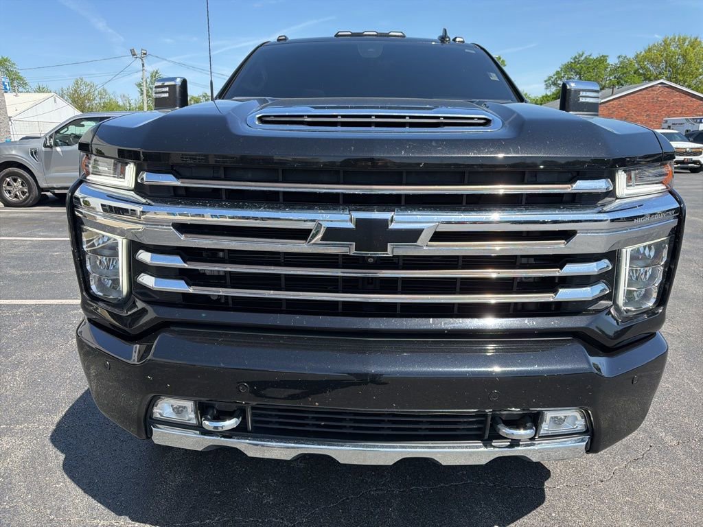 Used 2022 Chevrolet Silverado 2500 High Country w/ Z71 Off-Road Package AWD/4WD image 7