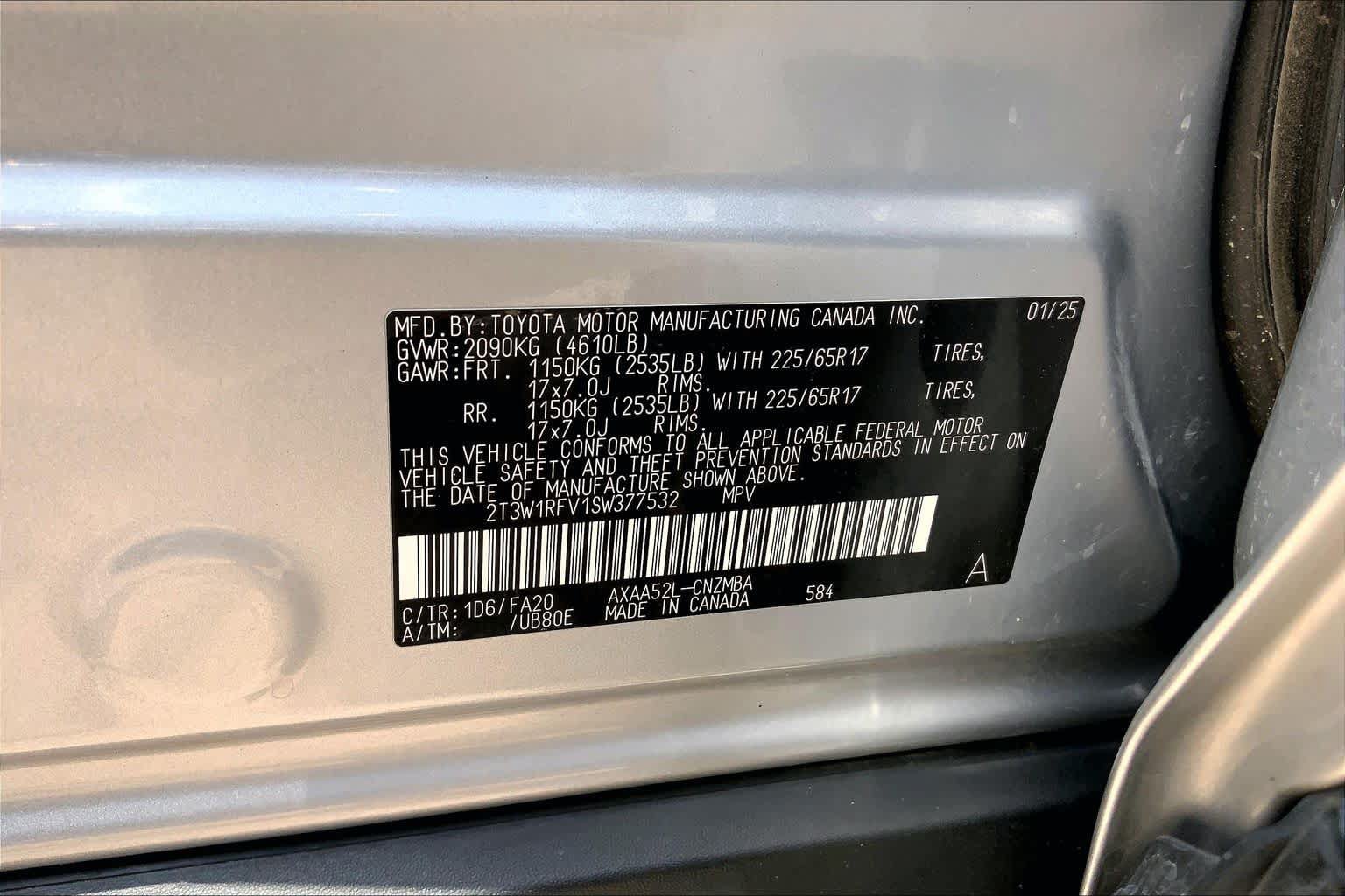 Used 2025 Toyota RAV4 XLE FWD image 34