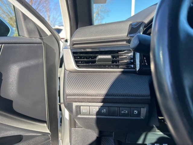 Used 2025 Toyota Camry SE image 25