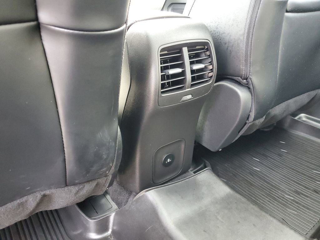 Certified 2024 Ford Escape SE w/ Class II Trailer Tow Package image 33