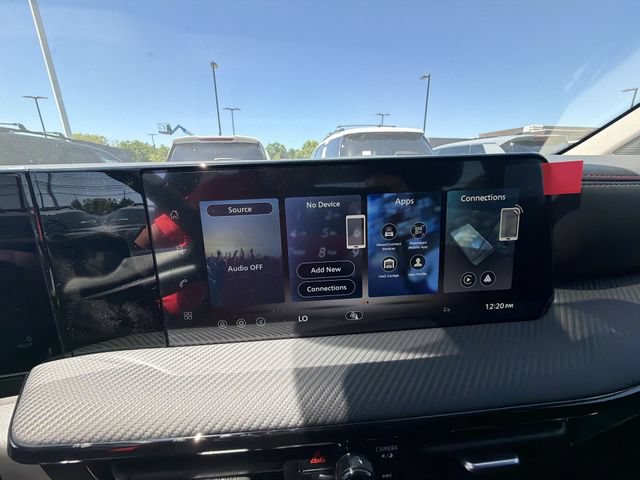 New 2026 Nissan Kicks SR AWD/4WD image 16