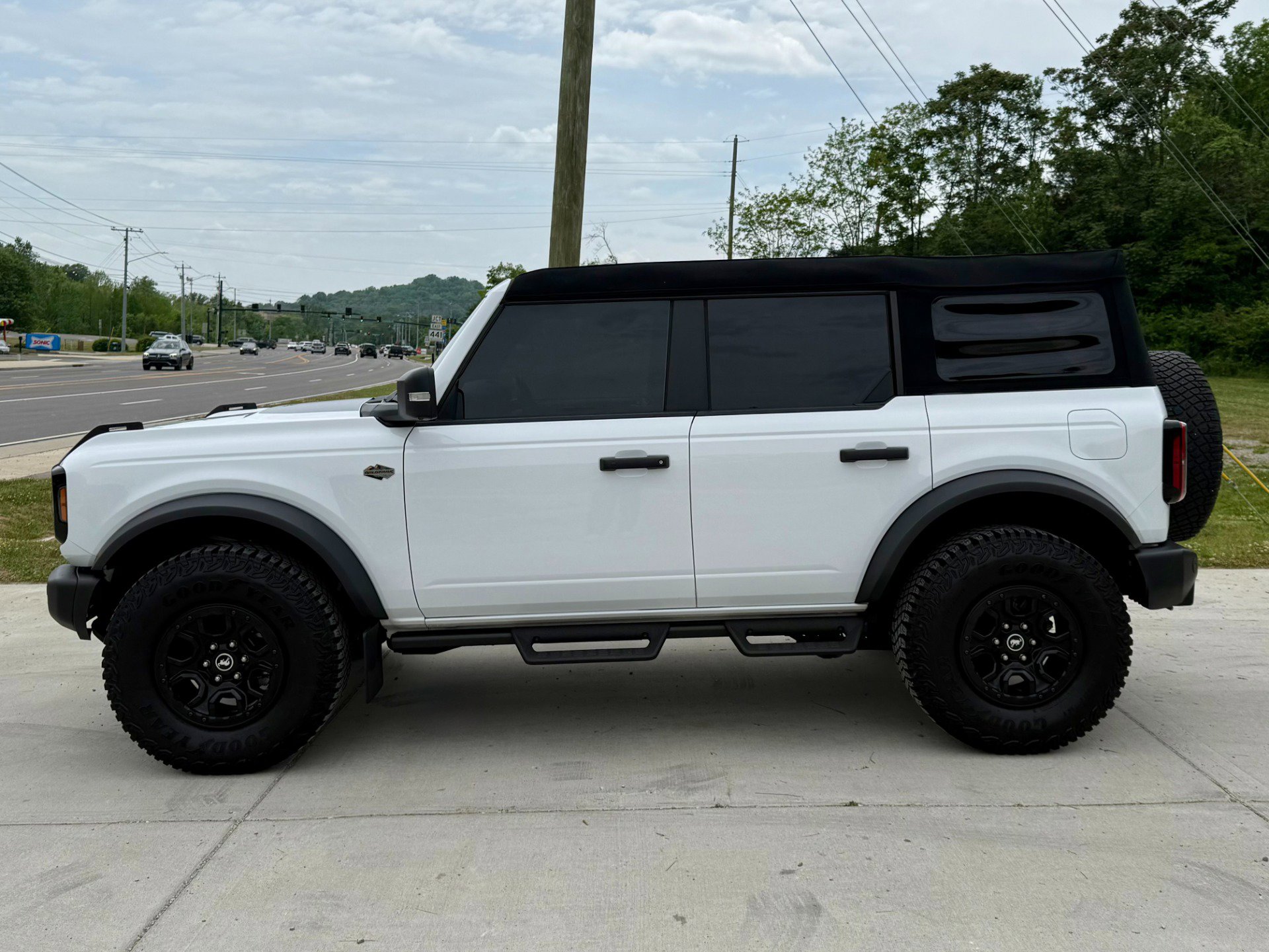 Used 2023 Ford Bronco Wildtrak AWD/4WD image 6
