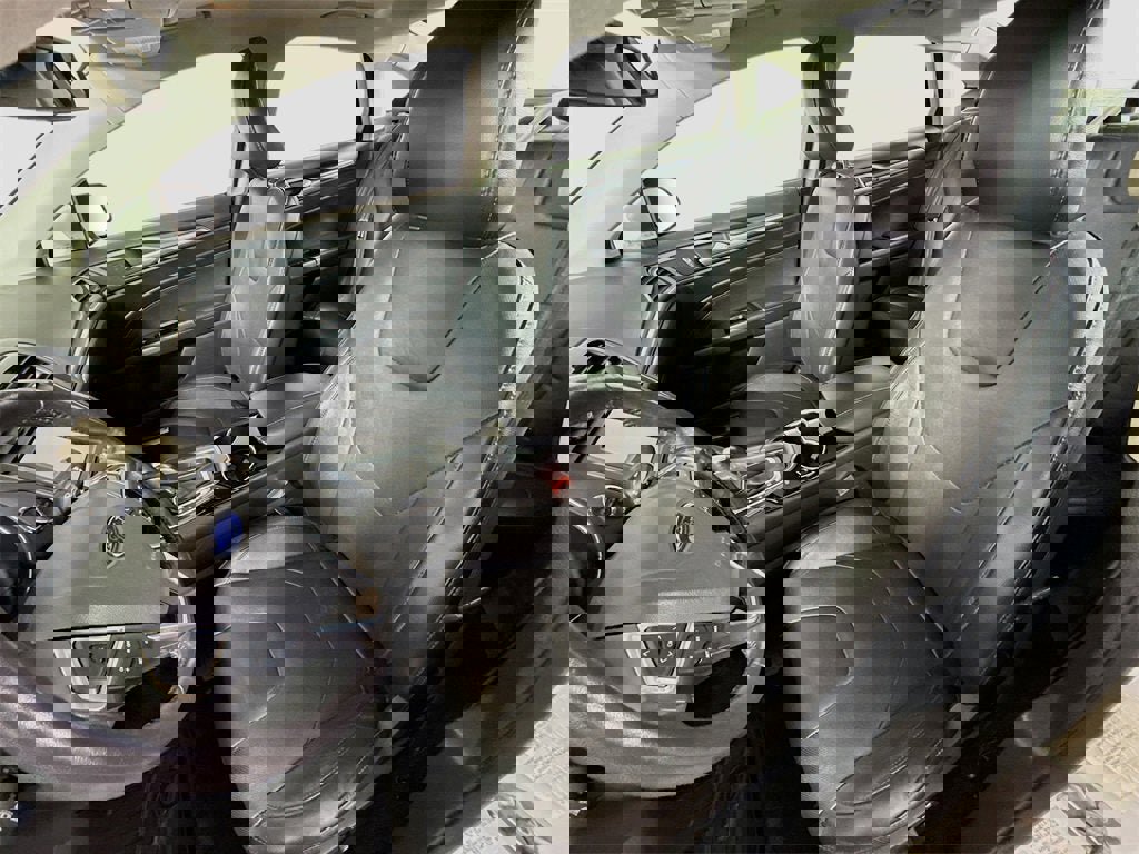 Used 2015 Ford Fusion Titanium image 15