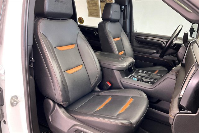 Used 2024 GMC Sierra 2500 AT4 w/ AT4 Premium Plus Package AWD/4WD image 6