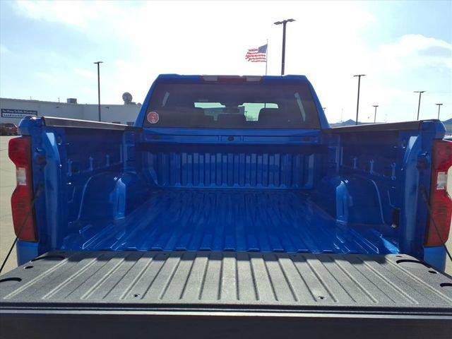 Used 2025 Chevrolet Silverado 1500 Custom w/ LPO, Dark Essentials Package image 21