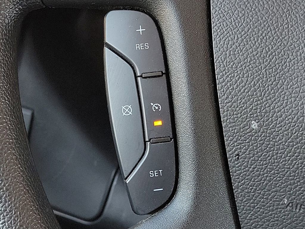 Used 2024 Chevrolet Express 2500 w/ Driver Convenience Package image 17