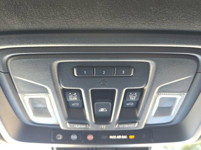 Used 2022 GMC Sierra 1500 AT4X image 42