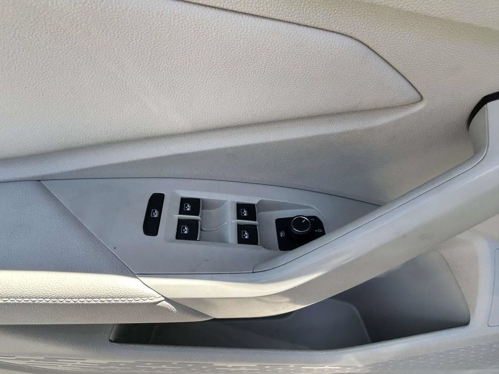 Used 2026 Volkswagen Jetta S FWD image 12
