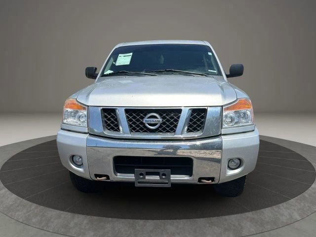 Used 2011 Nissan Titan SV w/ Tow Pkg AWD/4WD image 8