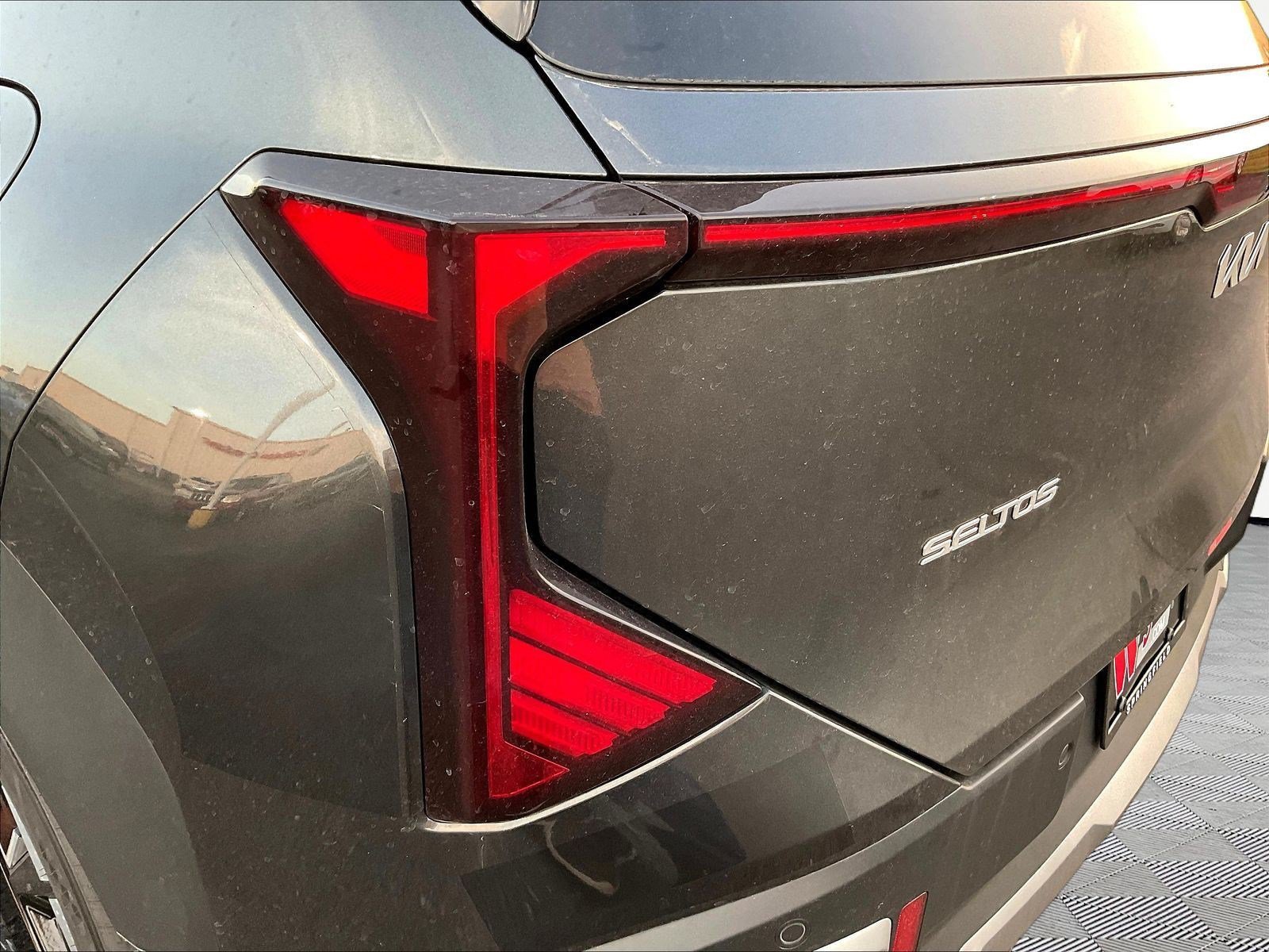 New 2027 Kia Seltos S FWD image 15
