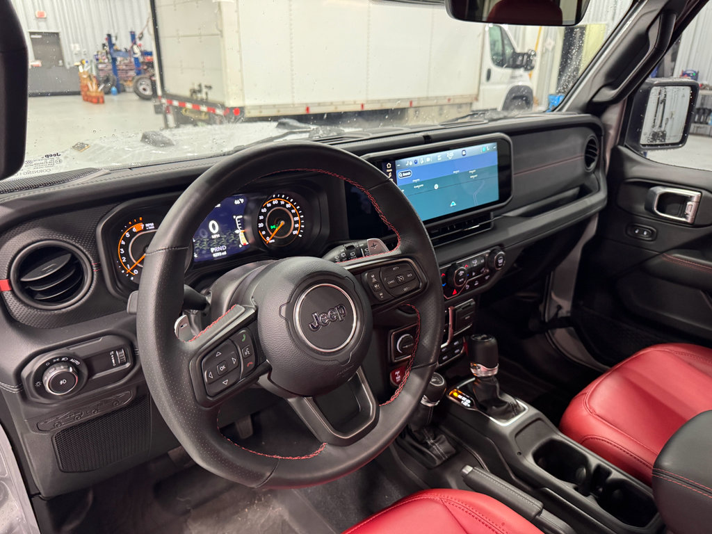 Used 2024 Jeep Wrangler Unlimited Rubicon 392 image 4