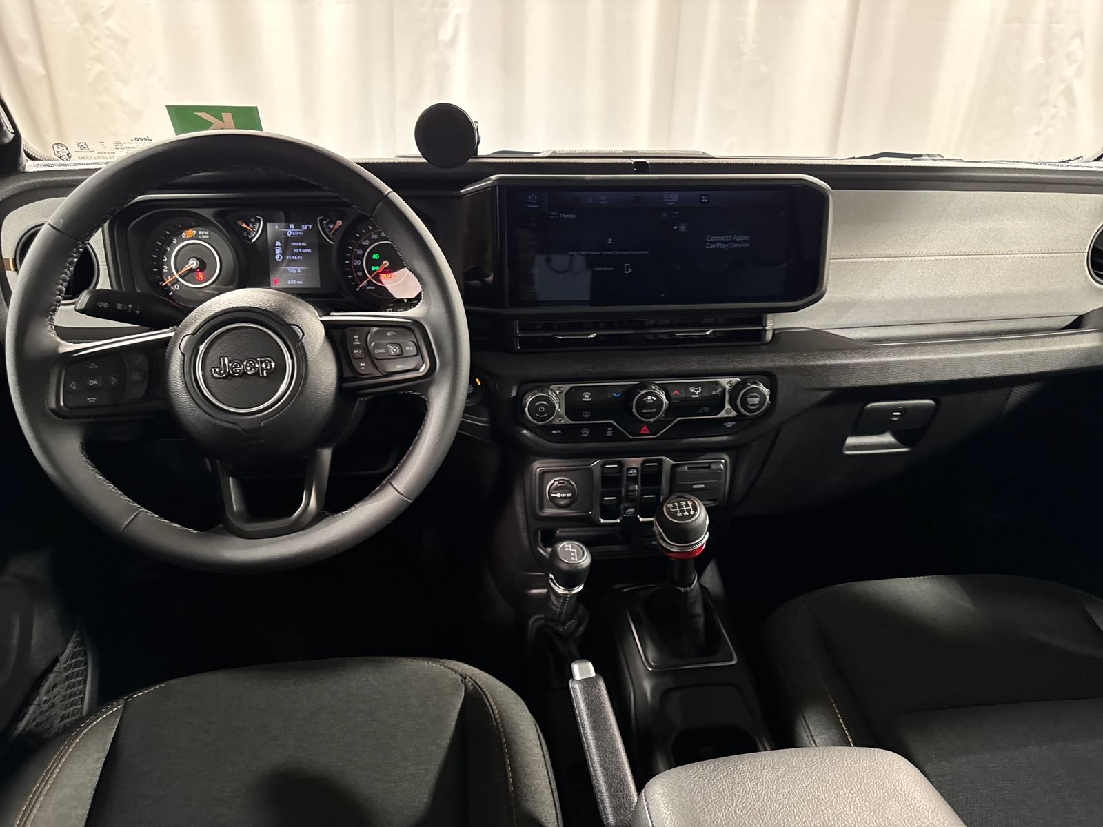 Used 2025 Jeep Wrangler Unlimited Sport AWD/4WD image 3