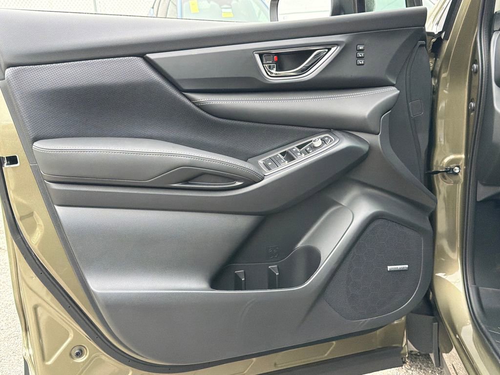 New 2026 Subaru Ascent Limited AWD/4WD image 15