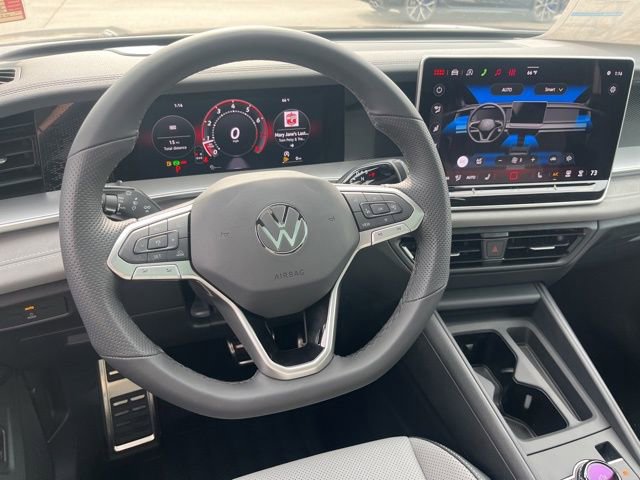 New 2026 Volkswagen Tiguan SE R-Line FWD image 32