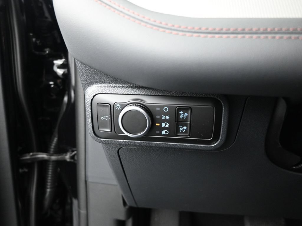 New 2026 Ford Explorer Active RWD image 12