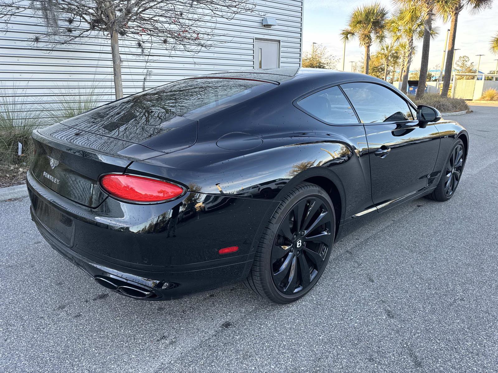 Used 2024 Bentley Continental GT image 6