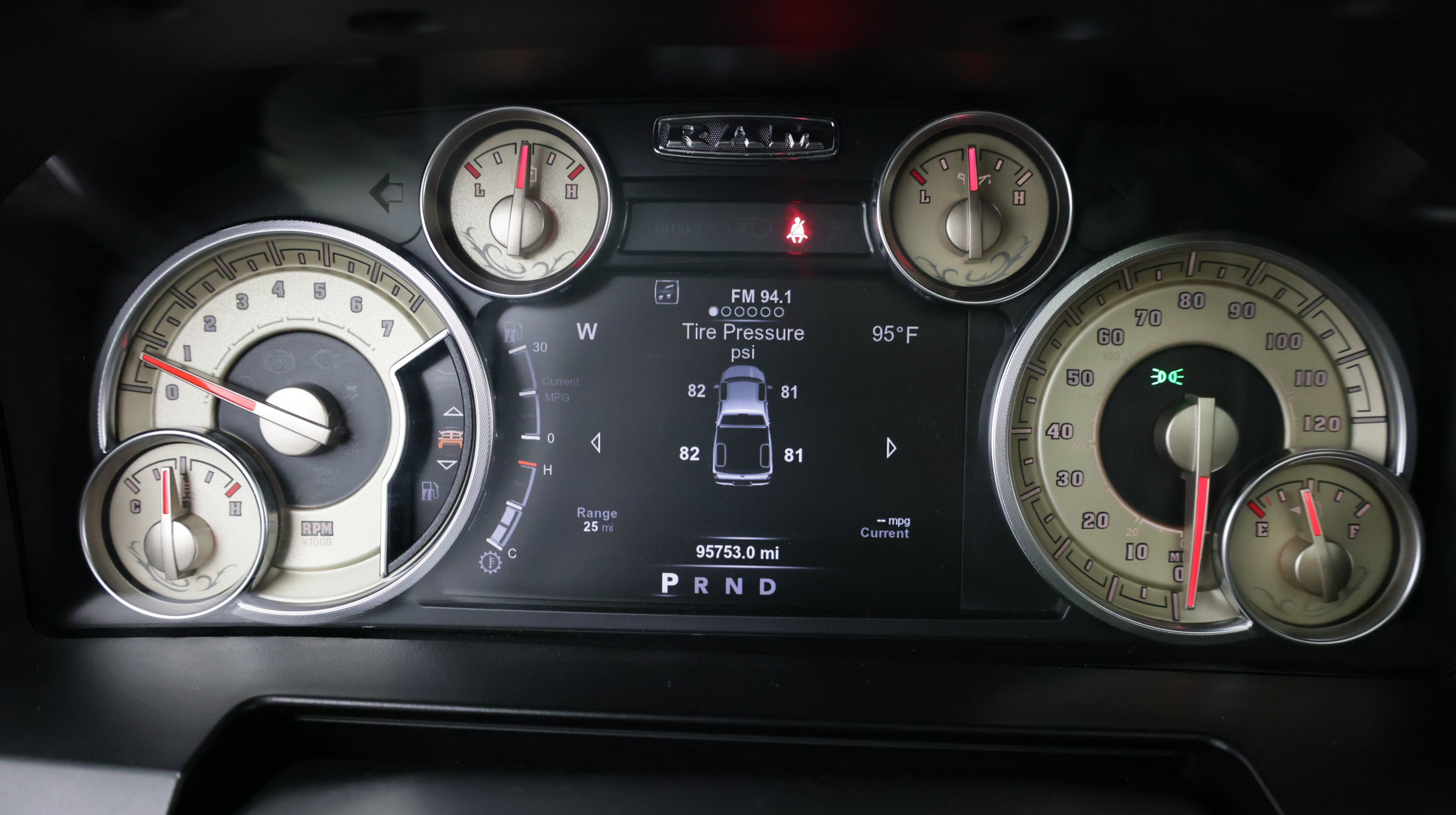 Used 2018 RAM 2500 Longhorn AWD/4WD image 24