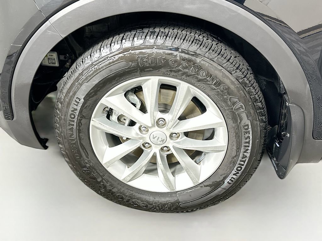 Used 2018 Kia Sorento LX image 30