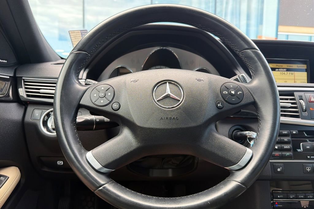Used 2011 Mercedes-Benz E 350 Sedan image 20