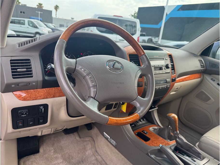 Used 2005 Lexus GX 470 AWD/4WD image 23